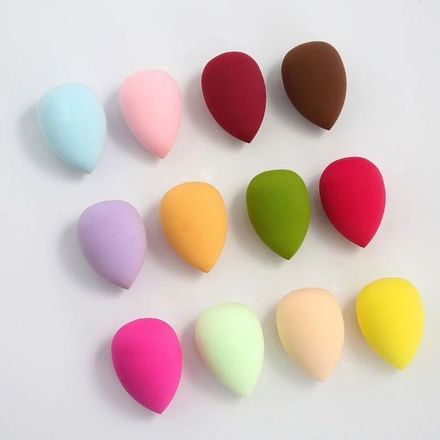 5 Mini éponges de Maquillage Couleurs Aléatoires thumbnail 4
