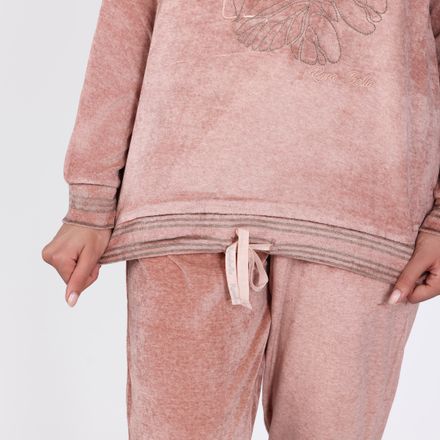 Pyjama rose à motif brodé - Collection La Douceur d’hiver thumbnail 4