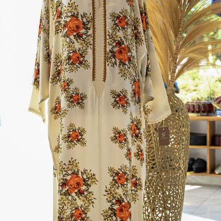 Caftan en soie  thumbnail 1