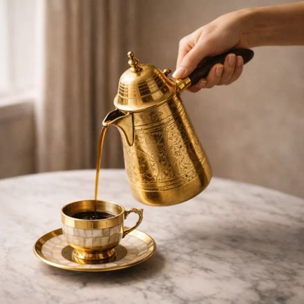 Labغi9 Coffee Pot thumbnail 3