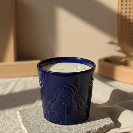 Bougie Parfumée Jasmin Vanille - Pot Argile Bleu Artisanal thumbnail 1