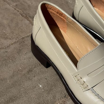 Mocassins En Cuir beige  thumbnail 3