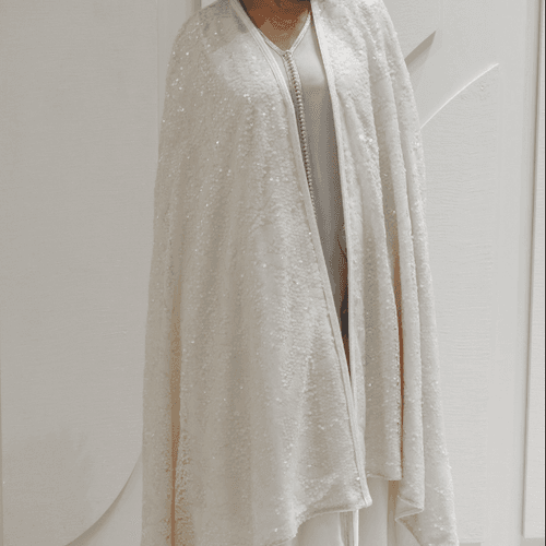 Cape beige en sequins 