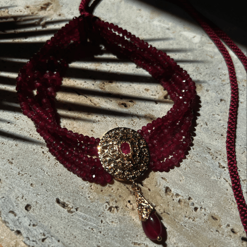 MODHILA CHOKER