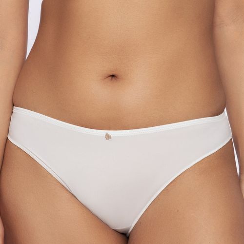 Slip Bikini Basics Line