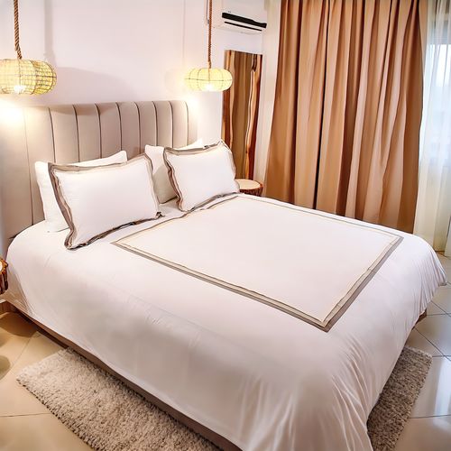 Housse de couette + 2 taies d’oreillers