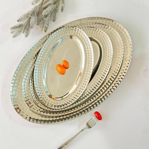 Plat Ovale En Métal Argenté