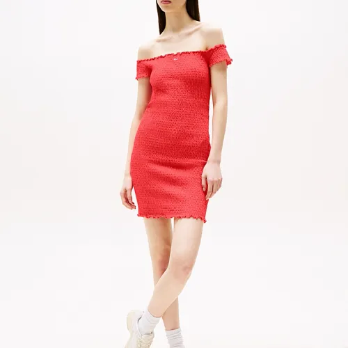 Robe Moulante Courte Smockée