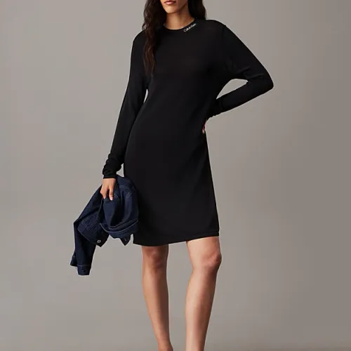 Smooth Yarn Sweater