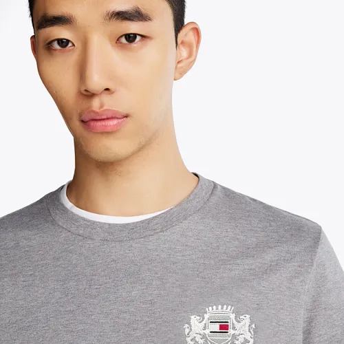 T-shirt à Logo Brodé