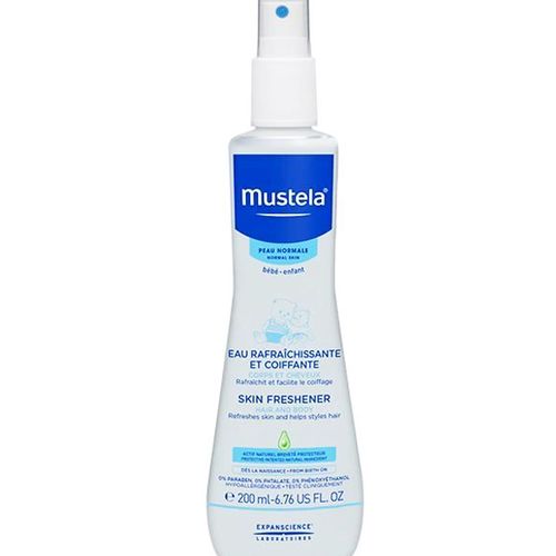 Eau Rafraîchissante Et Coiffante Pour Bébé
