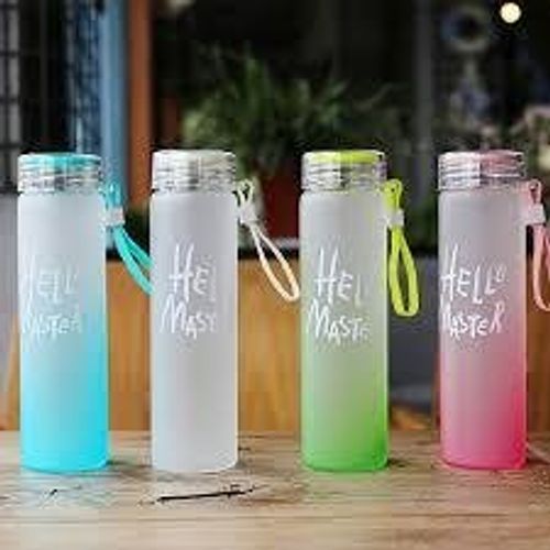 Bouteille d'eau de Sport Isotherme en Plastique Sans BPA et Anti-Fuite qui Garde Les Boissons Chaudes et Froides Pour le Sport, le Cyclisme, la Salle de Sport et La Course à Pied. 500ml