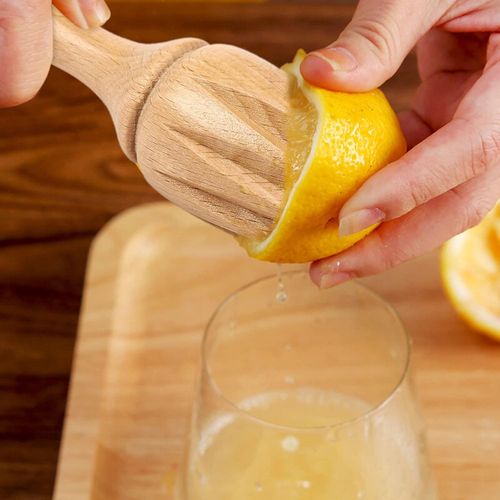 Presse-Citron Manuel en Bois de Hêtre
