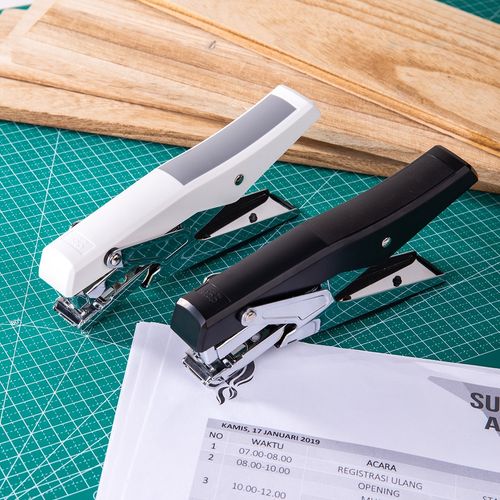 Agrafeuse de Fixation Portable et Efficace