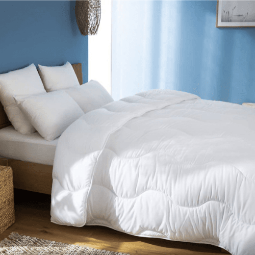 Couette Blanche en Microfibre Kasbah – Antiallergique & Douce 