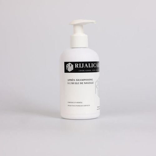 Après Shampooing À l'Huile de Nigelle