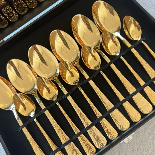 Ménagère 24 pièces en inox – Zellige