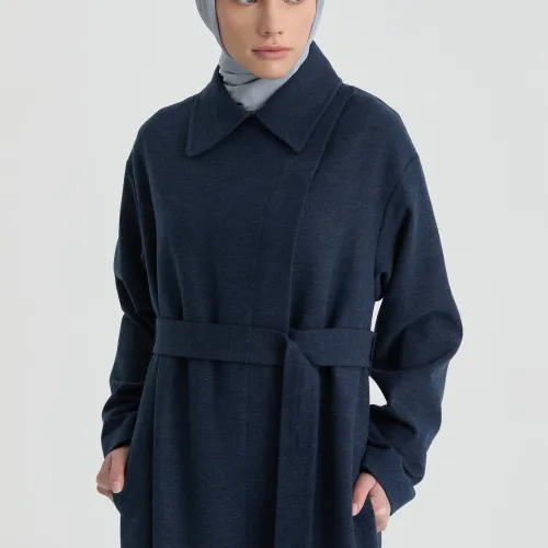 Manteau Avec Ceinture À Détail Boutons