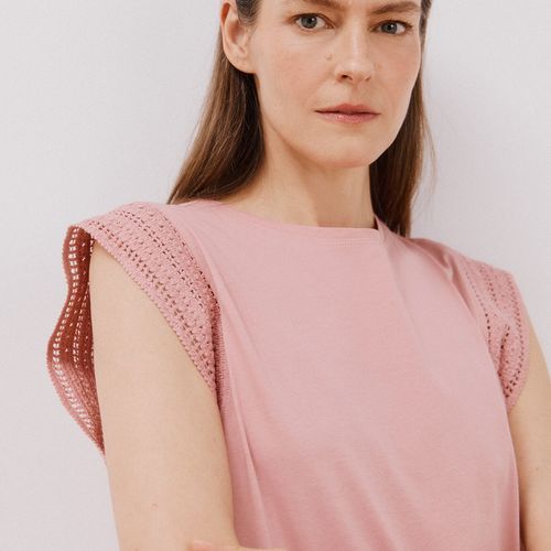 T-shirt À Manches Crochetées