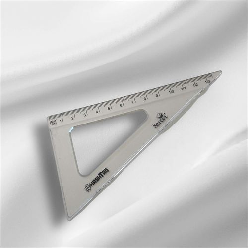 Équerre En Plastique