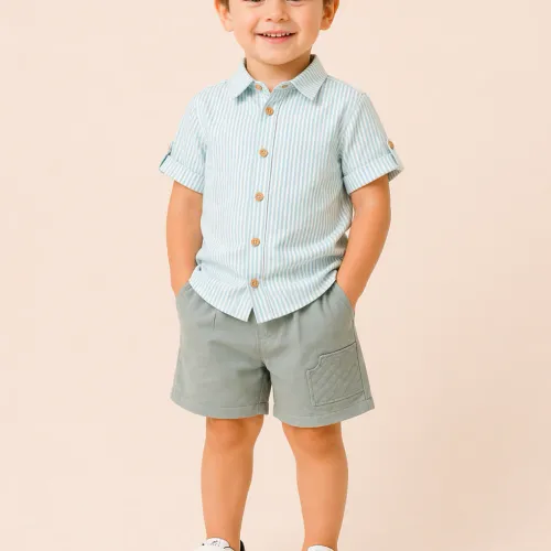 Ensemble Garçon Chemise Rayée & Short – Élégance Estivale & Confort