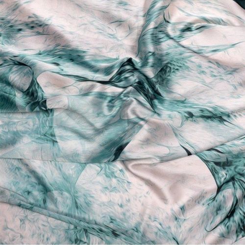 Châle satin imprimé