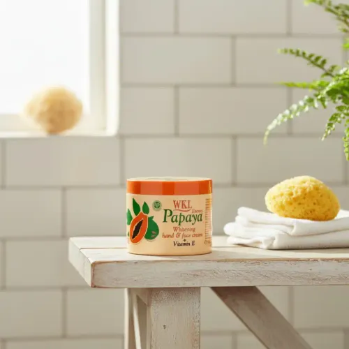 Crème Visage Éclaircissante À La Papaye