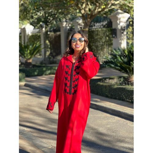 Jellaba Marocaine  Avec Broderie Noire