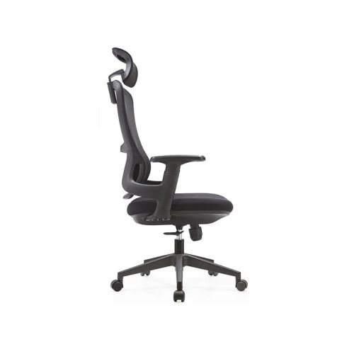 <p></p><p>La <strong>NOVA RIF Noir</strong> allie élégance et confort grâce à son <strong>dossier en maille respirante</strong> et son <strong>siège en tissu doux</strong>. Son <strong>hauteur réglable par vérin à gaz</strong> permet une posture personnalisée, tandis que sa <strong>base en nylon de 340 mm</strong> assure une <strong>stabilité parfaite</strong>. Supportant jusqu’à <strong>136 kg</strong>, elle est dotée de <strong>roulettes en nylon testées 100 000 cycles</strong> pour une mobilité fluide et durable.</p>