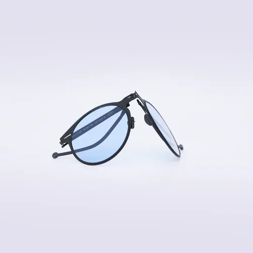 Riviera In Matte Black / Light Blue