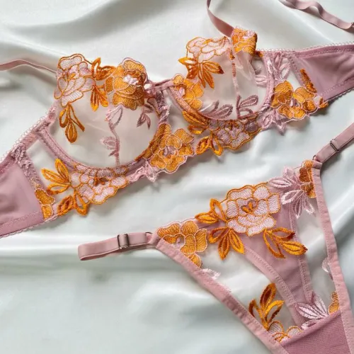 Ensemble Dentelle Corbeille – Œil De Tigre