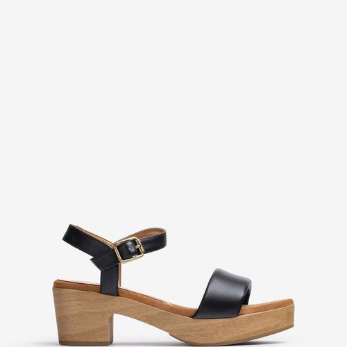 Sandale En Cuir Noir Avec Bloc Effet Bois