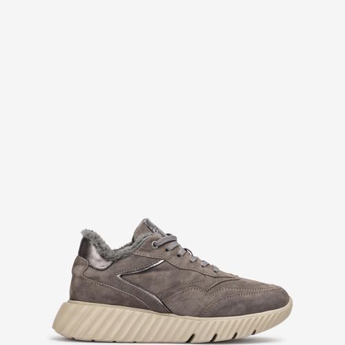 Baskets Super Light En Daim Et Cuir Vernis