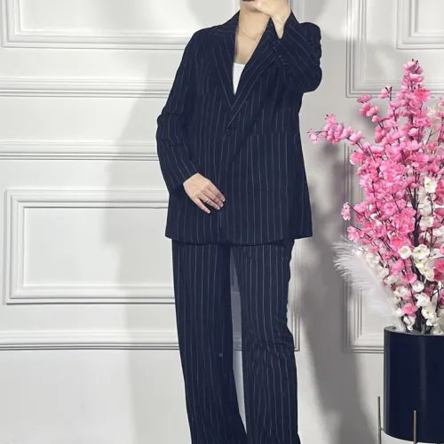 Ensemble Tailleur À Rayures En Noir