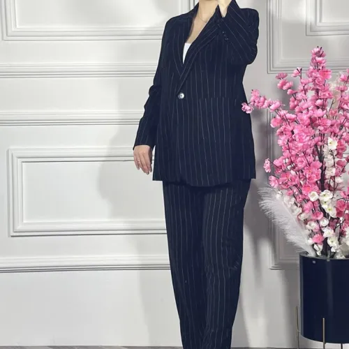Ensemble Tailleur À Rayures En Noir