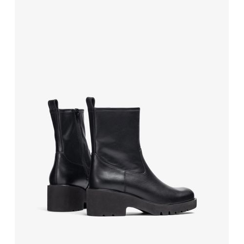Boots À Bout Carré Avec Semelles Track En Cuir