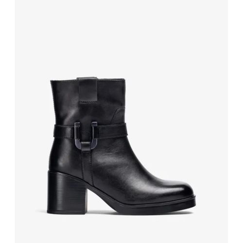 Bottines Avec Ornement Metallique
