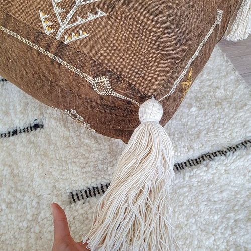 Sabra Pouf Brown