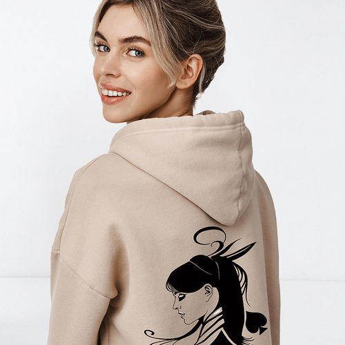 Hoodie "La Dame De Coeur" Oversize – Design Portrait Féminin