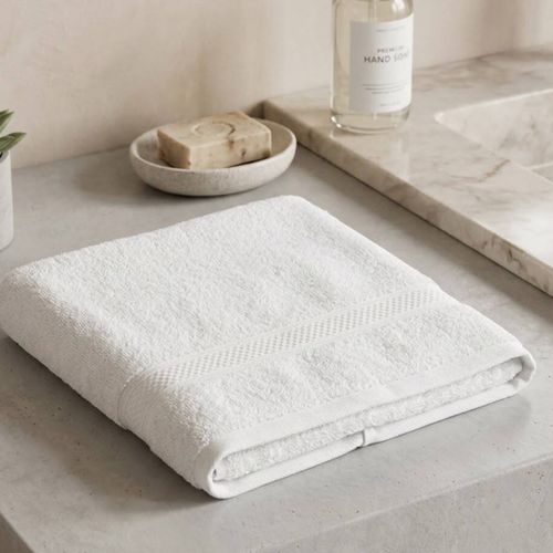 1 Serviette De Bain Douceur Absolue – 100% Coton – Couleurs Aléatoires