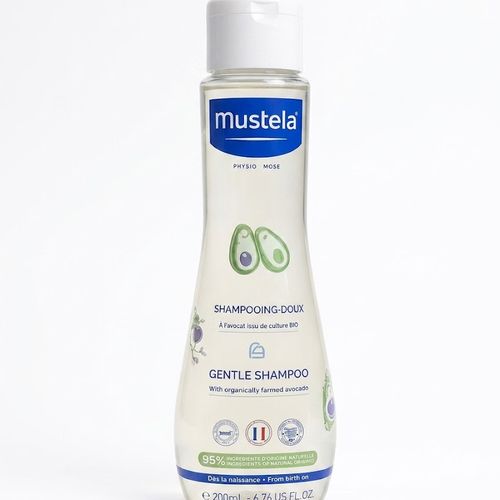 Shampoing Nourrissant Bébé – Cheveux Doux & Cuir Chevelu Protégé