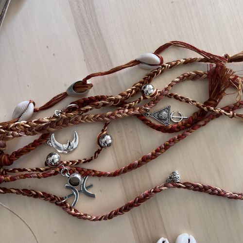 Élastique Aghilas Marron – Accessoire Cheveux