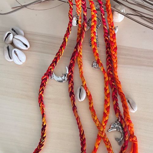 Élastique Tislit Rouge – Accessoire Cheveux Tribal Berbère
