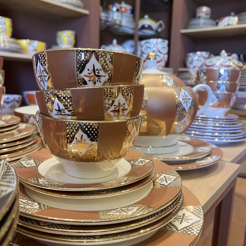 Service 50 pièces Goldens Marron 