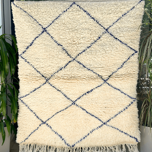 Tapis berbère Beni Ouarain crème à losanges bleu 100% laine de mouton - 130cm / 145cm
