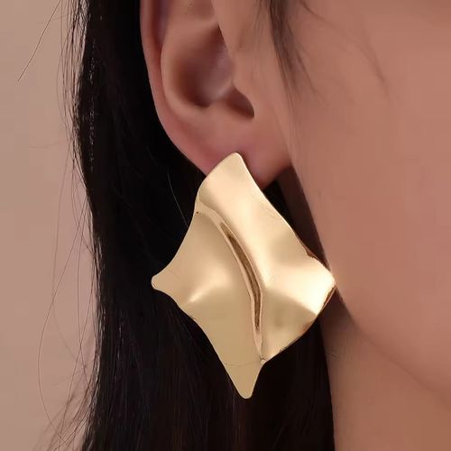 Boucles d’oreilles géométriques irrégulières en métal lisse – Grandes, tendance & féminines