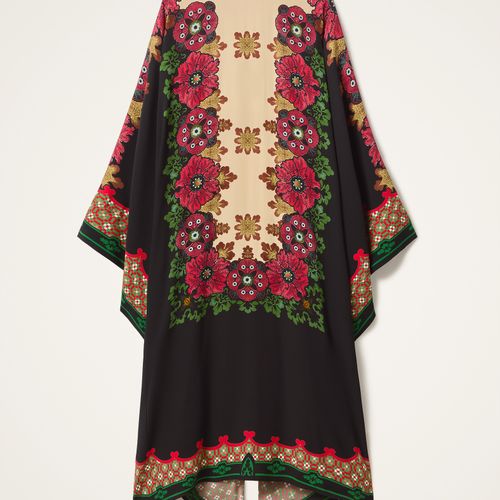 Karis Kaftan