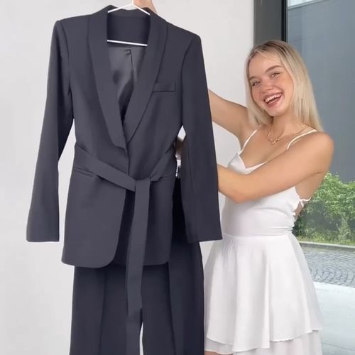 Ensemble Tailleur Importé ceinturé -importé de la Turquie 