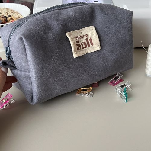 Trousse Medium Bleu En Daim 