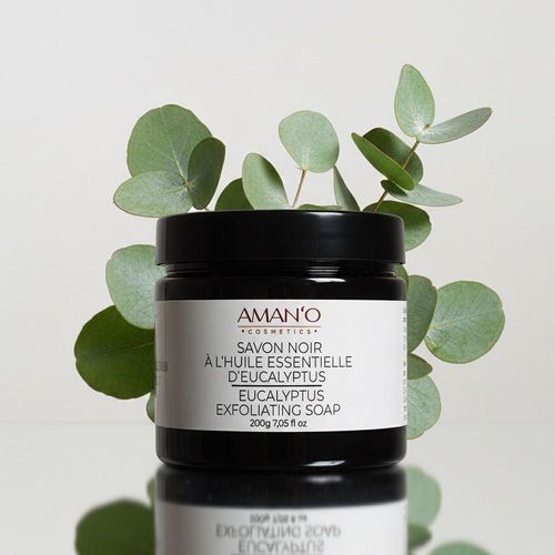 Savon Noir À L'huile Essentielle De L'eucalyptus
